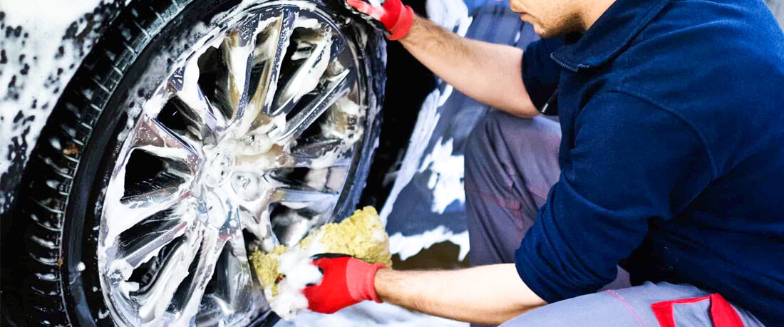 Как правильно мыть колеса машины: советы и инструкции
